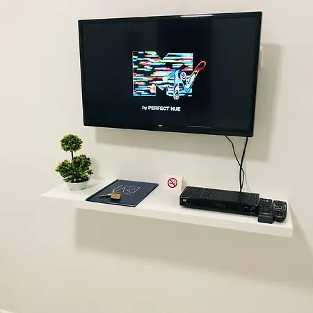 Apartman In Old Town - Location *